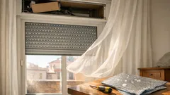 Cassonetto della tapparella: il trucco semplice per fermare gli spifferi e tenere più caldo in casa