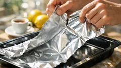 Carta d’alluminio: lato lucido o opaco, qual è quello giusto e quando fa differenza